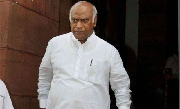 Leader of Congress in Lok Sabha, Mallikarjun Kharge (Photo: PTI/File) Leader of Congress in Lok Sabha, Mallikarjun Kharge (Photo: PTI/File)